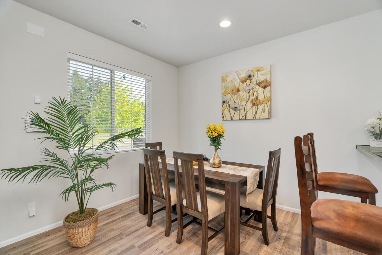 Terra House Tacoma - Ev Power Station, Crib, Stroller, High Chair ภายนอก รูปภาพ